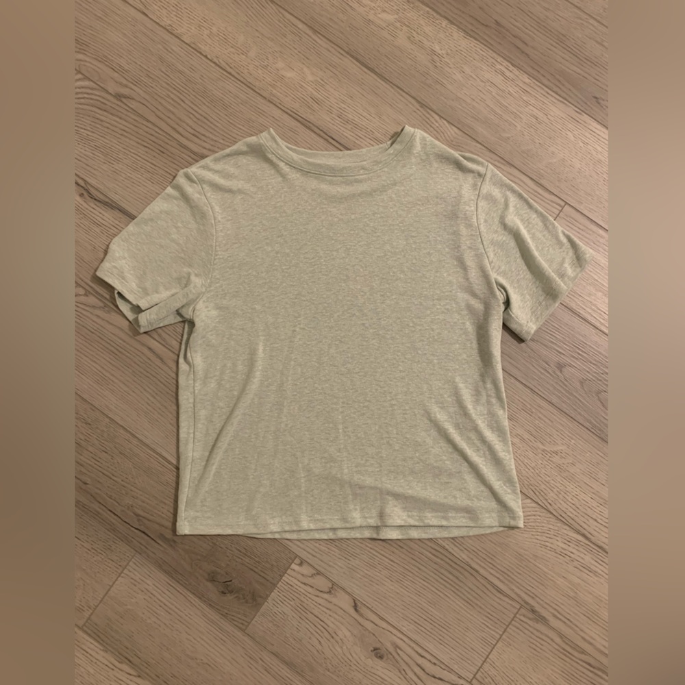 Extra Small A New Day light green t-shirt